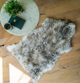 Sheepskin Rug - Tip Black Theirishwoollenworkshop.com