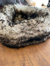 Irish Sheep Wool Pet Bed - Tip Black The Irish Woollen Workshop
