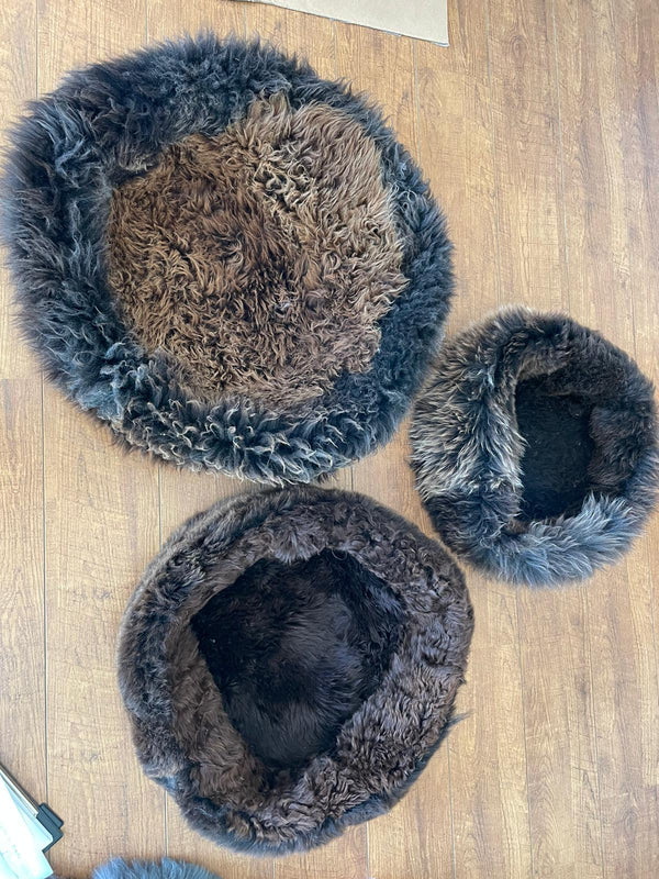 Irish Sheep Wool Pet Bed - Brown